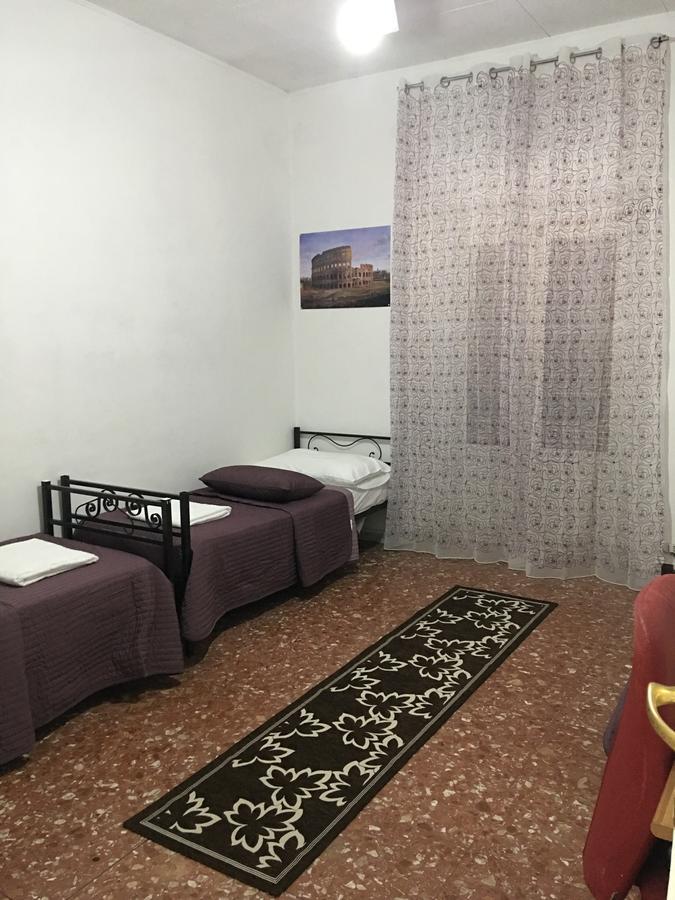 New Golden House Hostel โรม ภายนอก รูปภาพ