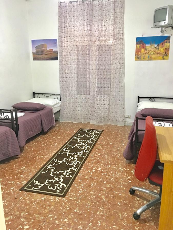 New Golden House Hostel โรม ภายนอก รูปภาพ